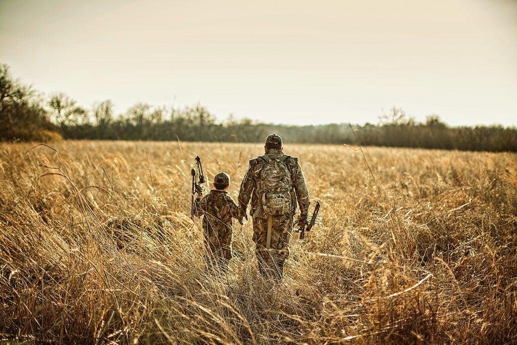 Staying Dry and ⁤Comfortable: Clothing ​Tips for Wetland Adventures