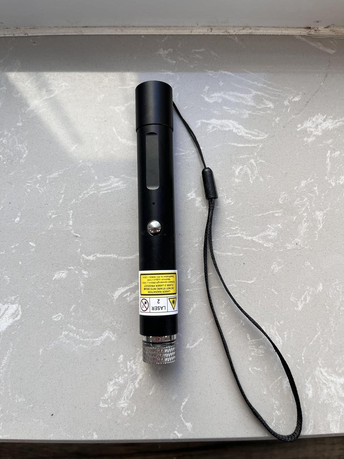We Test a 2-in-1 USB Rechargeable Green pointer